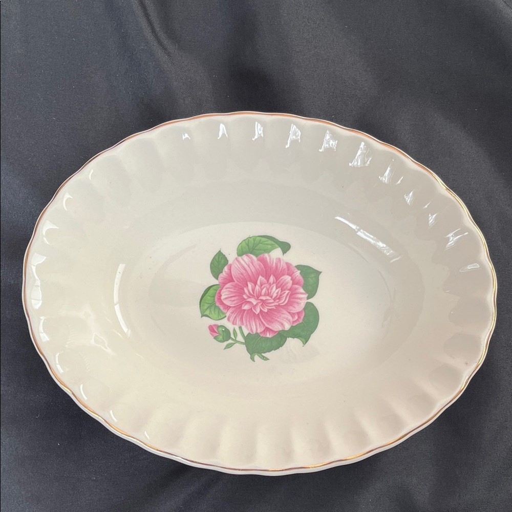 Vtg WS George Bolero Camellia Oval Serving Bowl Pink Floral 9 6/8” x 7 1/4”